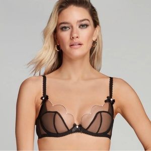 Lorna Black Lace Scallop Plunge Underwire Bra 36D